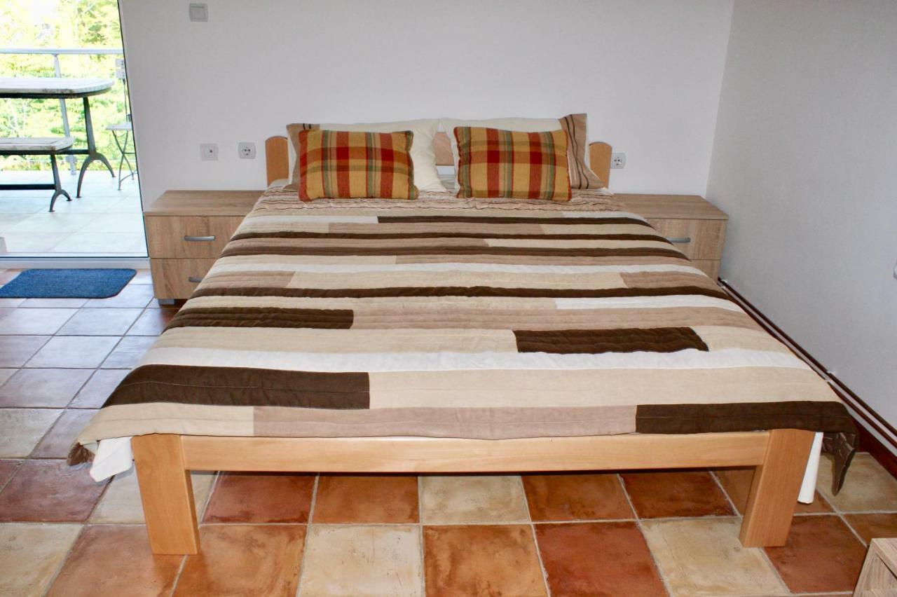 Studio Apartments Morinj ภายนอก รูปภาพ