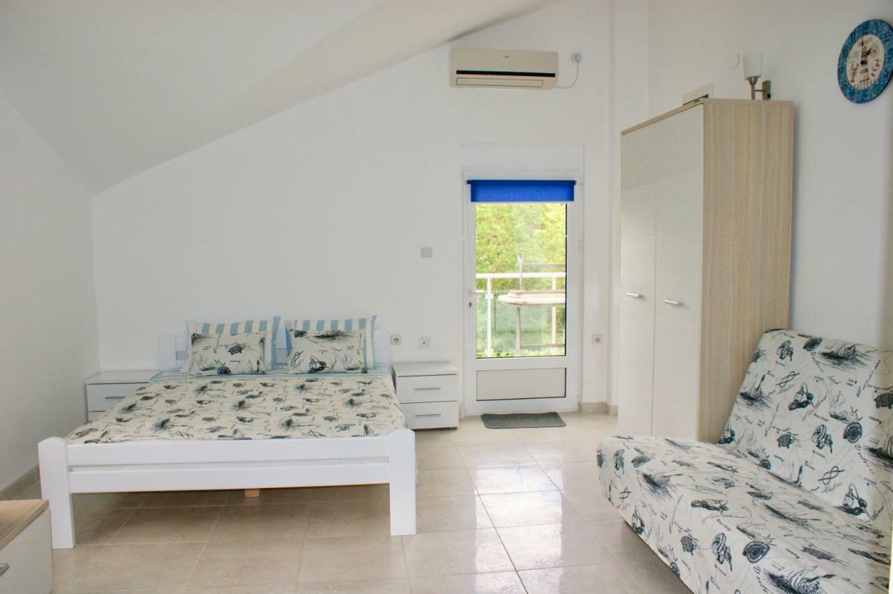 Studio Apartments Morinj ภายนอก รูปภาพ
